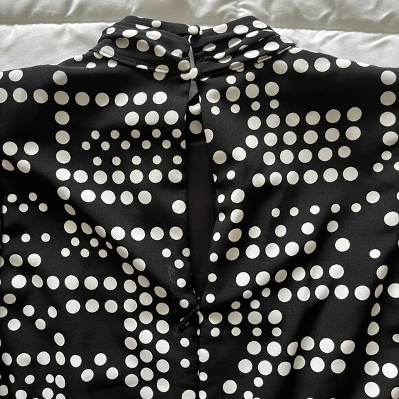 KARL LAGERFELD PARIS Women's Dot-Print Mock-Neck 3/4-Sleeve Dress Size 4 New - Picture 7 of 9